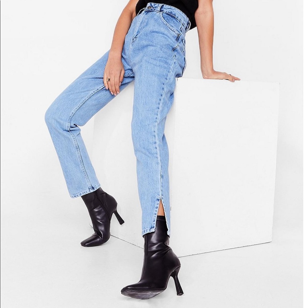 Mom split jeans